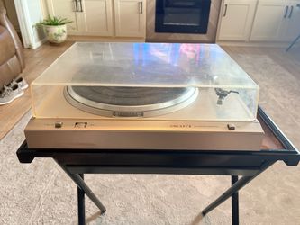 Scott Servo Belt Drive Turntable