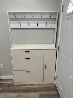 White Entryway Hall Tree with Shoe Storage, Cabinet & Coat Hooks