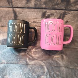 2 Rae Dunn HOCUS POCUS Halloween Mugs by Magenta 