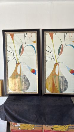 Set of 2 Abstract Vase Framed Art Prints