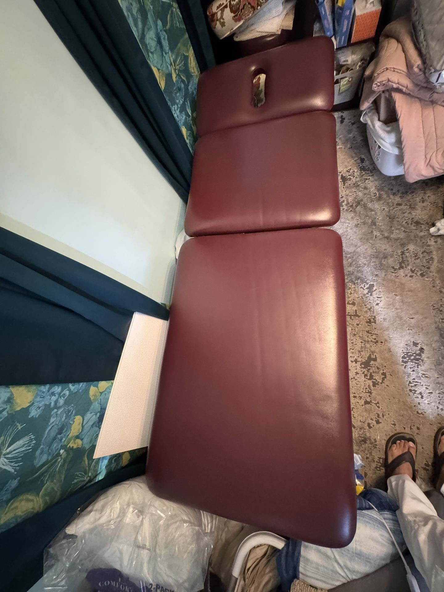 Massage / Chiropractic, Pneumatic, Adjustable Bed