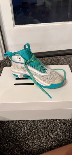 Jordans basketball size 6