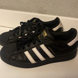 Adidas Superstar