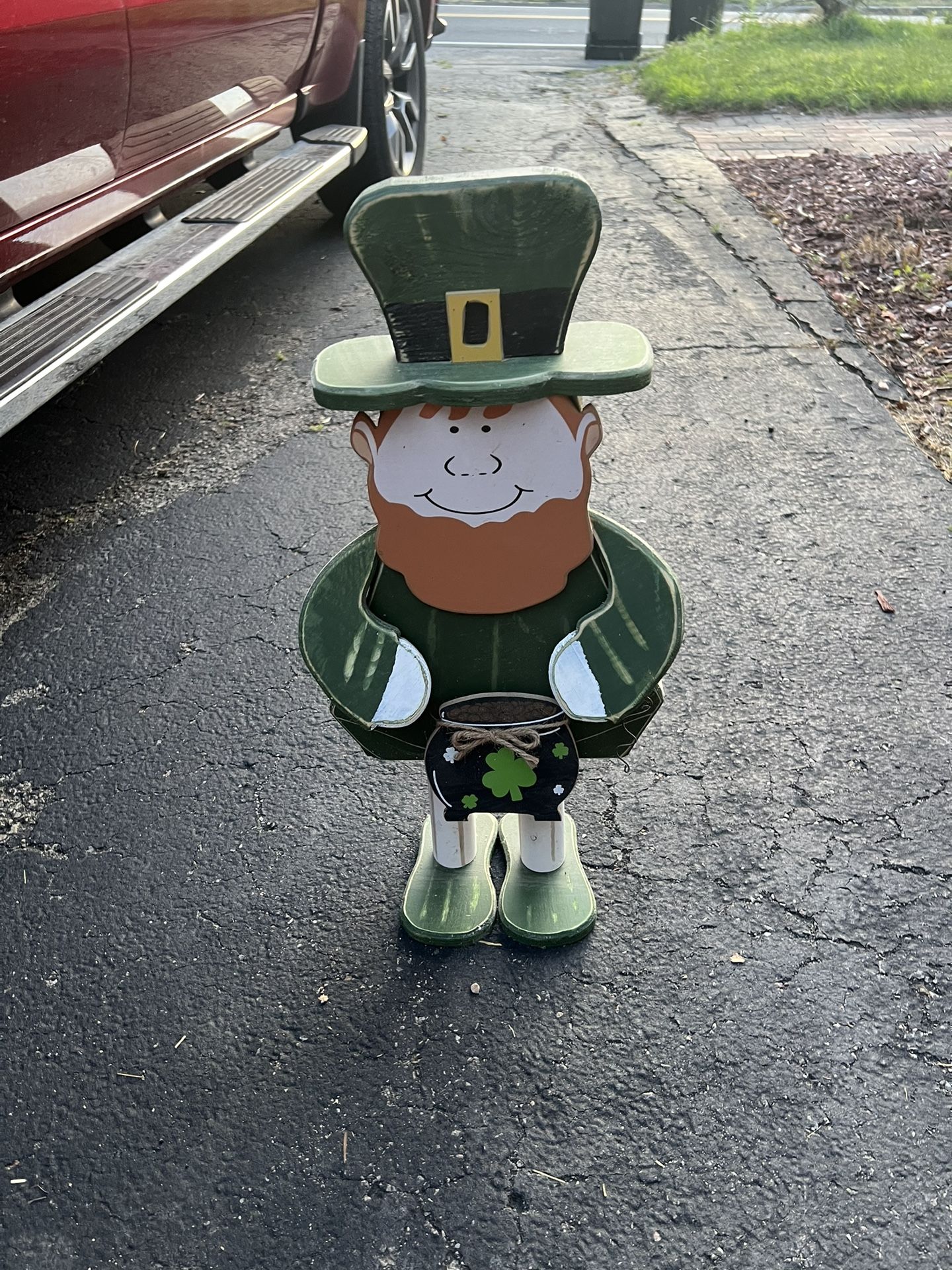 Wooden Leprechaun Decoration
