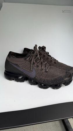 Nike Air VaporMax Flyknit Triple Black Dark Grey mens