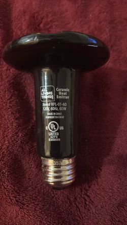 All living things brand ceramic heat lamp 60 W
