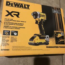 DeWALT Drill XR 
