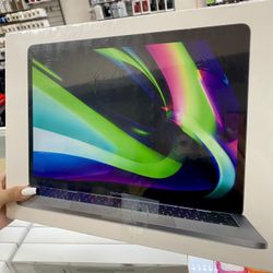 MacBook Pro 13” M1 8GB/256GB > Finance For $50 Down Payment