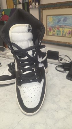 Nike Air Jordan 1 Retro Shadow Black and White Panda size 11 Used-Good condition 