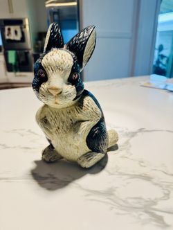 Antique cast-iron, primitive bunny, doorstop