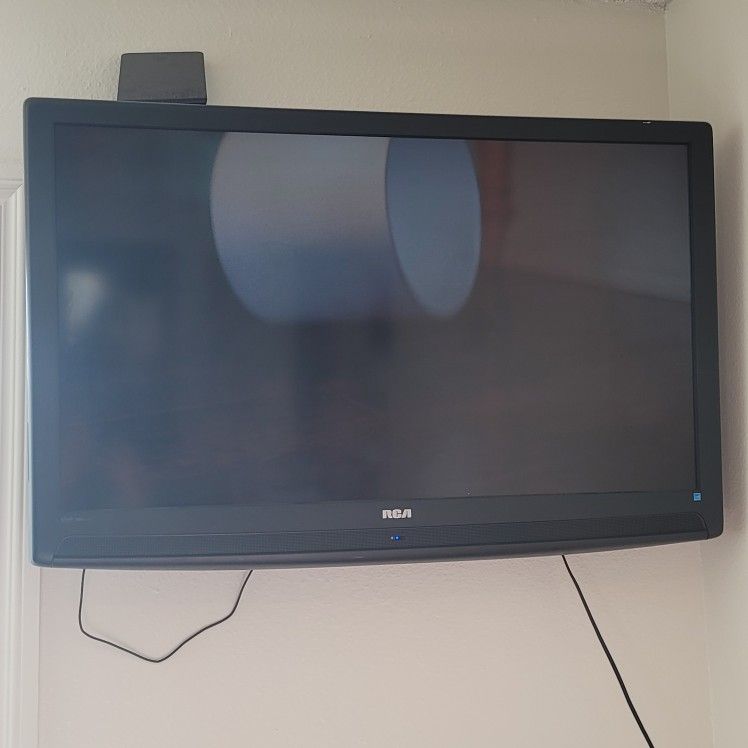 RCA 1080 Full HD Early 2000s TV