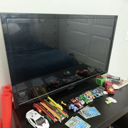 Insignia 32 Inch Tv