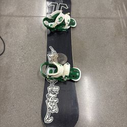 Technine Men’s 157CM Snowboard Includes Burton Bindings