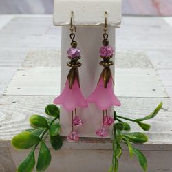 Hand Crafted Lucite Flower Dangle Earrings