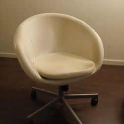 Ikea swivel chair SKRUVSTA