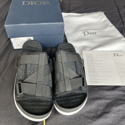 Dior Slides NEW size 9