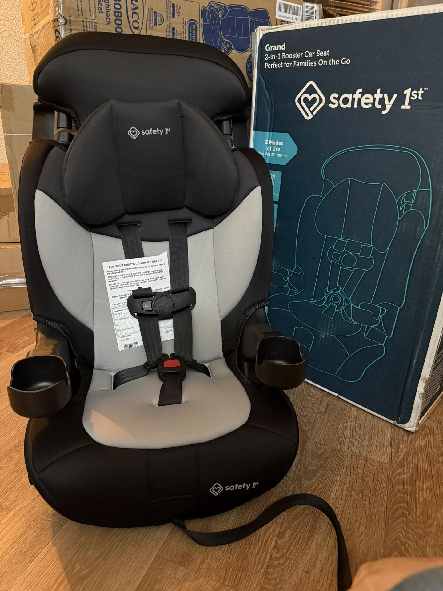 Brand New Safety 1st Grand 2-in-1 Booster Car Seat