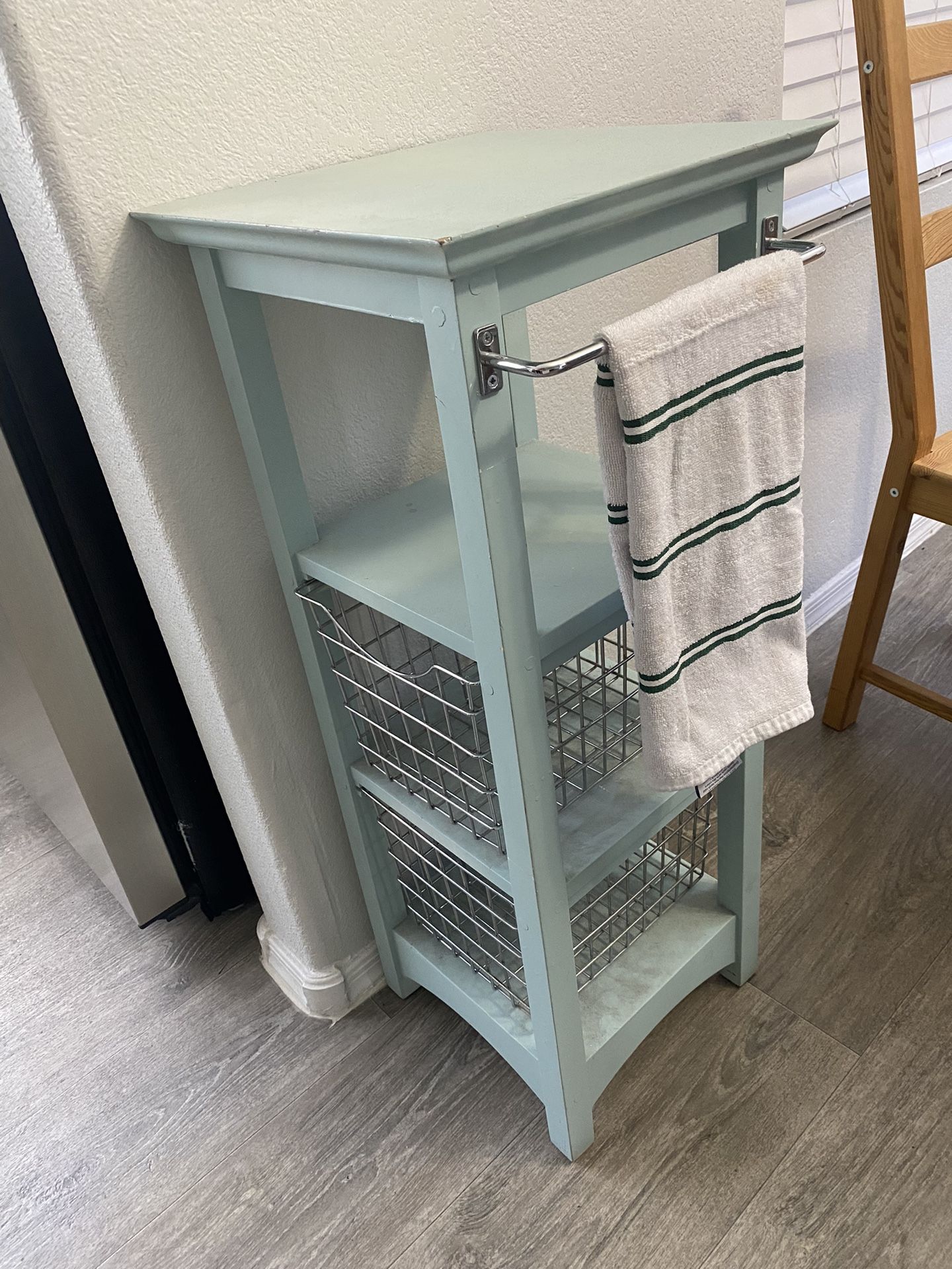 Kitchen/Bathroom 3 Tier Storage Shelf With Wire Baskets