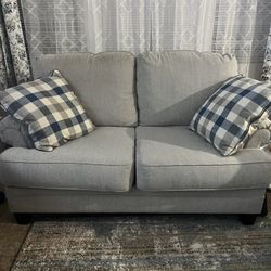 Sofa & Loveseat 
