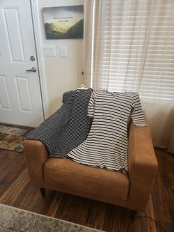 Girls Dresses 14/16 Nice Clean Excellent Condition 