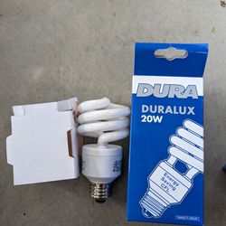 DURA

DURALUX 20W

Energy Saving CFL

TARGETTI GROUP