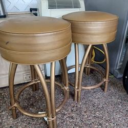 Swivel Bar Stools 