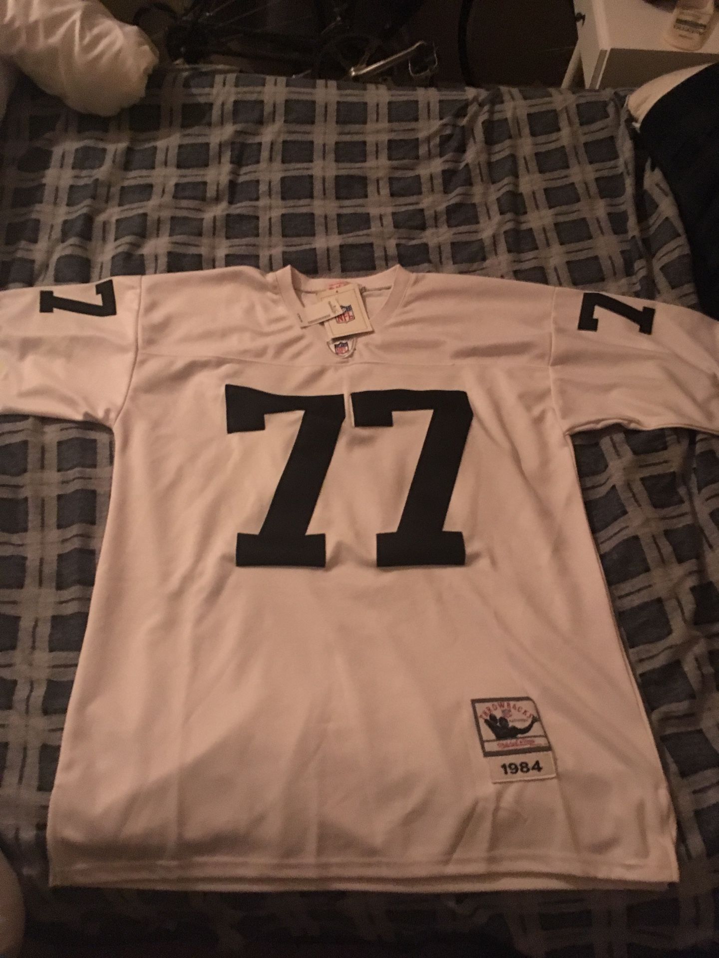 Raiders Lyle Alzado Throw Back Jersey for Sale in Las Cruces, NM - OfferUp