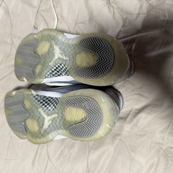 Jordan 11 cool grey