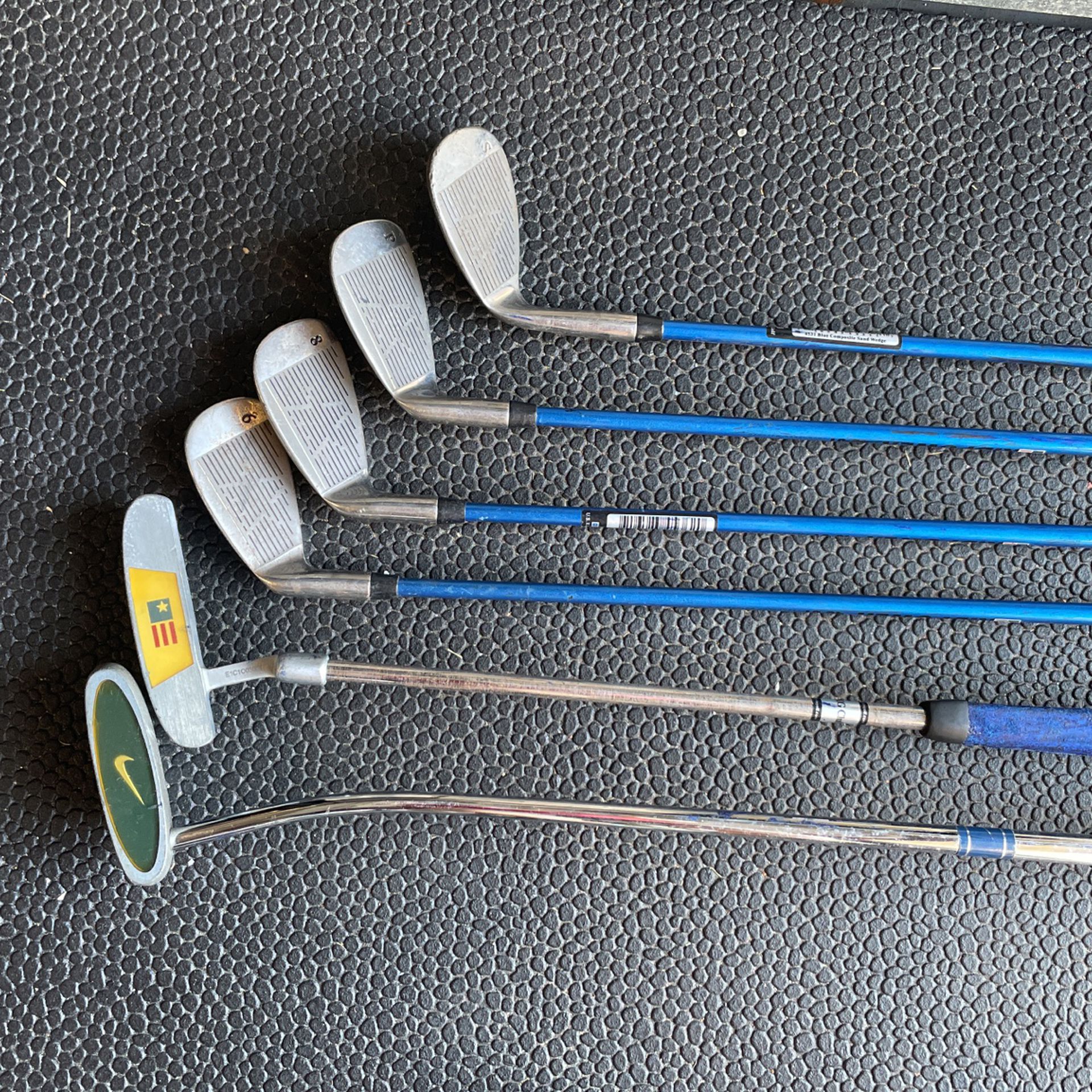 Free - Golf Clubs For A Young Child