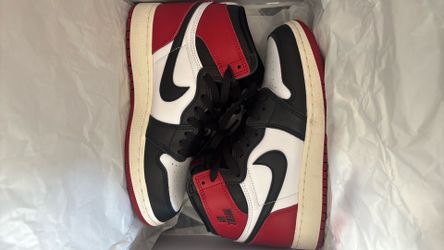 Jordan 1 Black Toe SZ 5Y