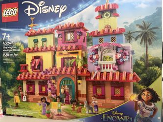 LEGO Disney Encanto The Magical Madrigal House