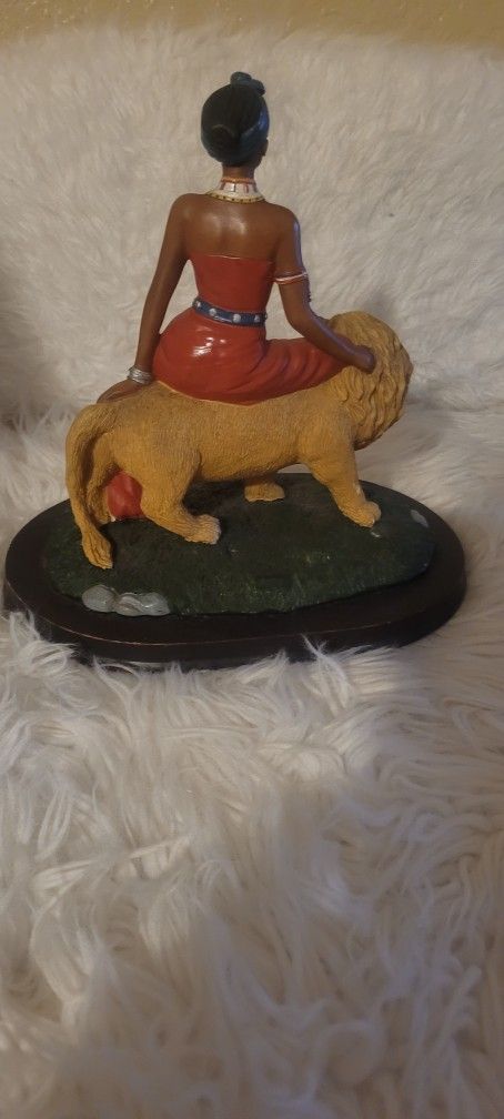 Ebony treasures Statue