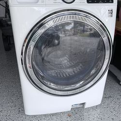 Front load washing machine