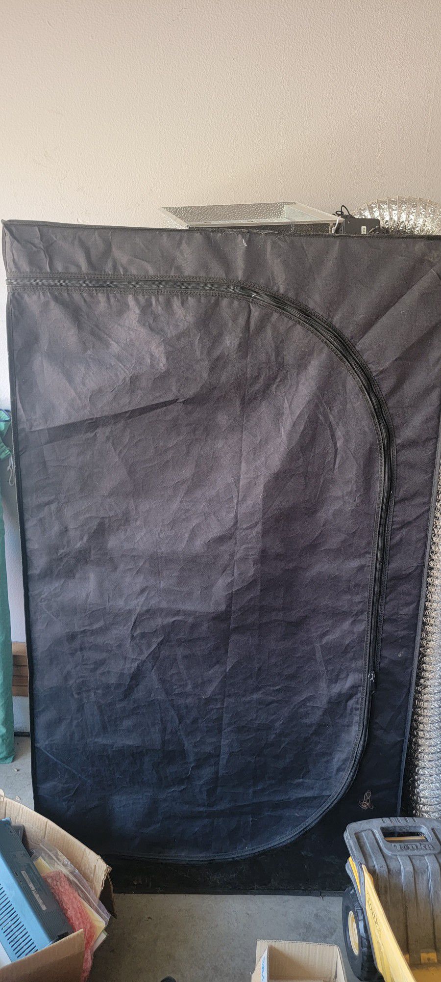 Grow Tent And Accessories 