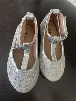 Girls shoes glitter size 4