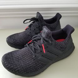 Black Adidas Ultraboost 2.0 (Mens Sz 9, W Sz 10.5)