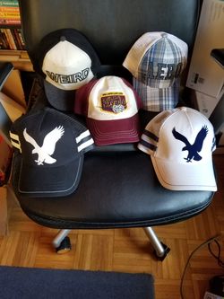 Caps