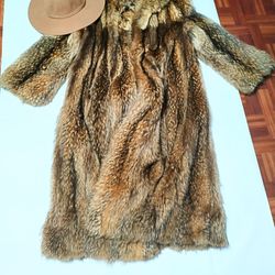 Fur - Coats, Purse, Hats