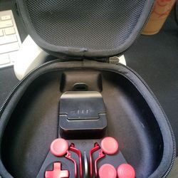 Xbox one elite case with charger