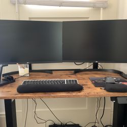 LG Monitor 27”