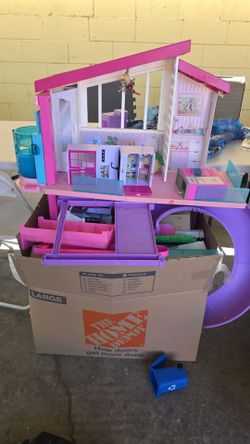 Barbie dream house
