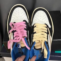 Second hand genuine Nike men's shoes
