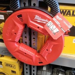 MILWAUKEE 100' POLYESTER FISH TAPE WITH FLEXIBLE METAL LEADER