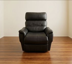 $199 Power Recliner (Excellent Condition)