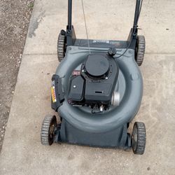 CRAFTSMAN PUSH MOWER 