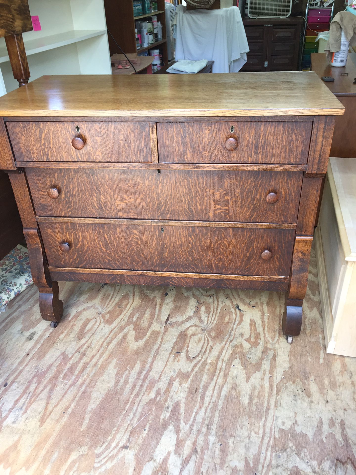 Nice 2/2 Oak Dresser, Dovetail,Solid, Good Condition