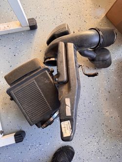 2008 Silverado 6.0 oem air intake