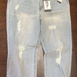 Sofia Vergara Cuffed Jeans 