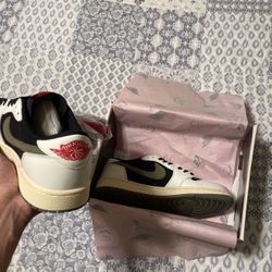 Air Jordan 1 Low Olieve