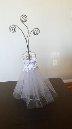 Wedding dress photo holder